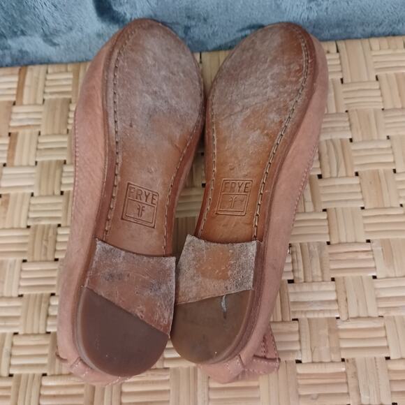 Frye Ballet Leather Slippers  Women's 6B - Picture 4 of 5